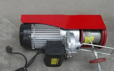 微型電動(dòng)葫蘆在工廠車間中的兩大應(yīng)用